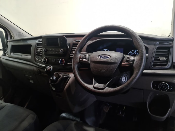2025 Ford Transit Custom
