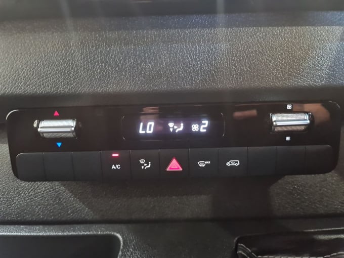 2025 Mercedes-benz Sprinter