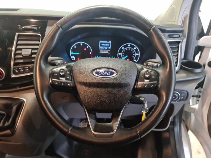 2025 Ford Transit Custom