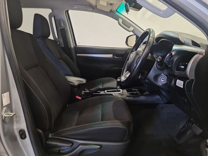 2025 Toyota Hi-lux