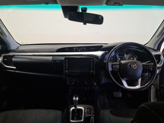 2025 Toyota Hi-lux