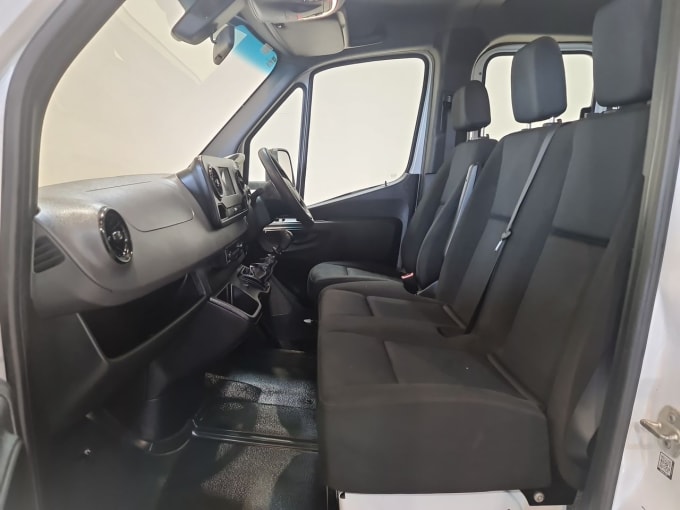 2025 Mercedes-benz Sprinter
