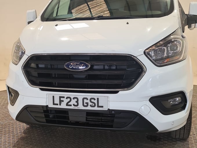 2025 Ford Transit Custom