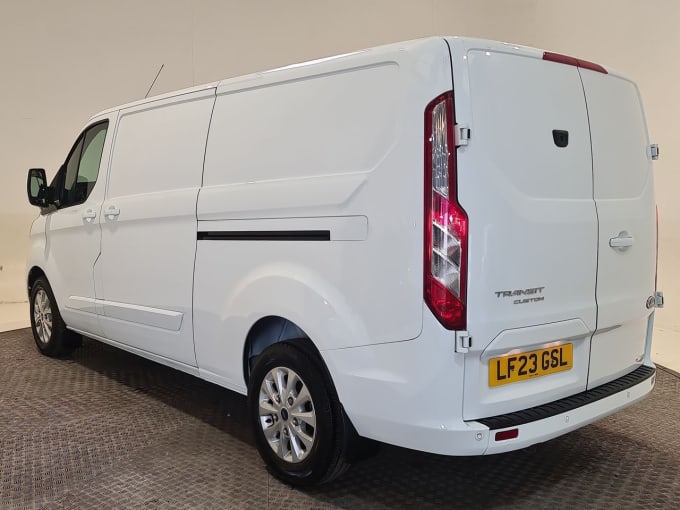 2025 Ford Transit Custom