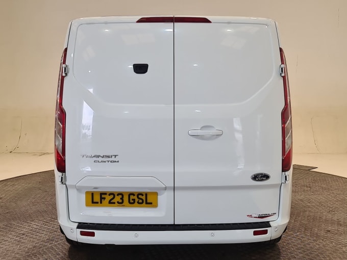 2025 Ford Transit Custom