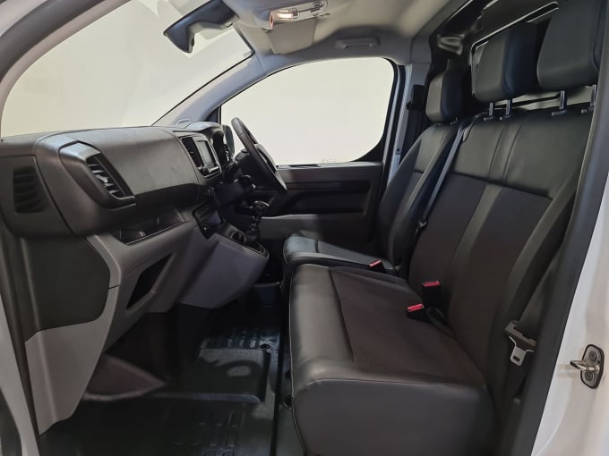 2025 Vauxhall Vivaro