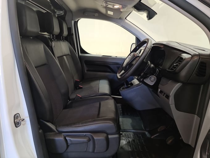 2025 Vauxhall Vivaro