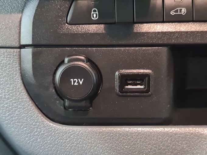 2025 Vauxhall Vivaro