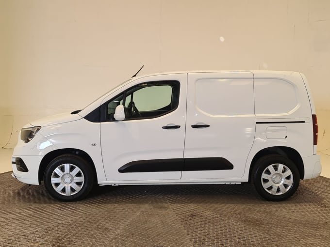 2025 Vauxhall Combo