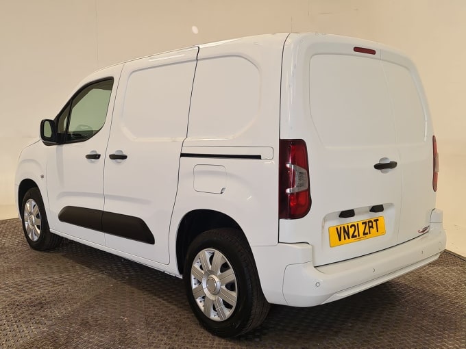 2025 Vauxhall Combo