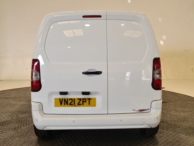 2025 Vauxhall Combo