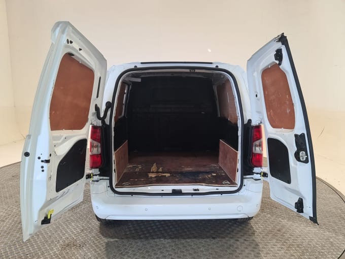 2025 Vauxhall Combo