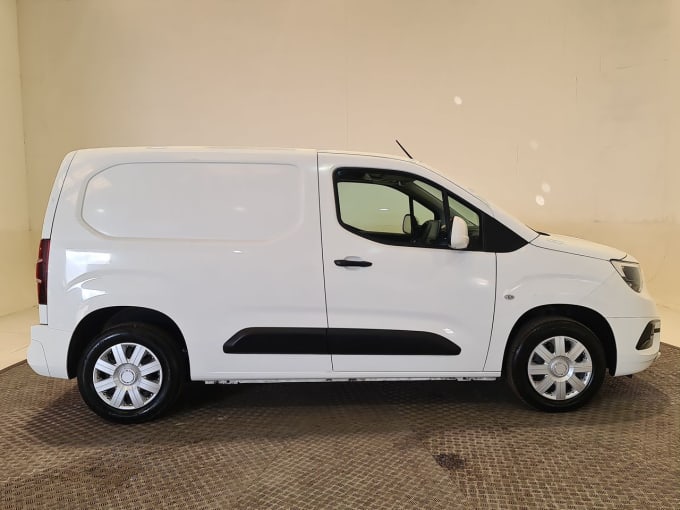 2025 Vauxhall Combo