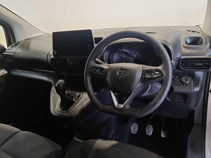 2025 Vauxhall Combo