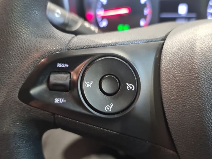 2025 Vauxhall Combo