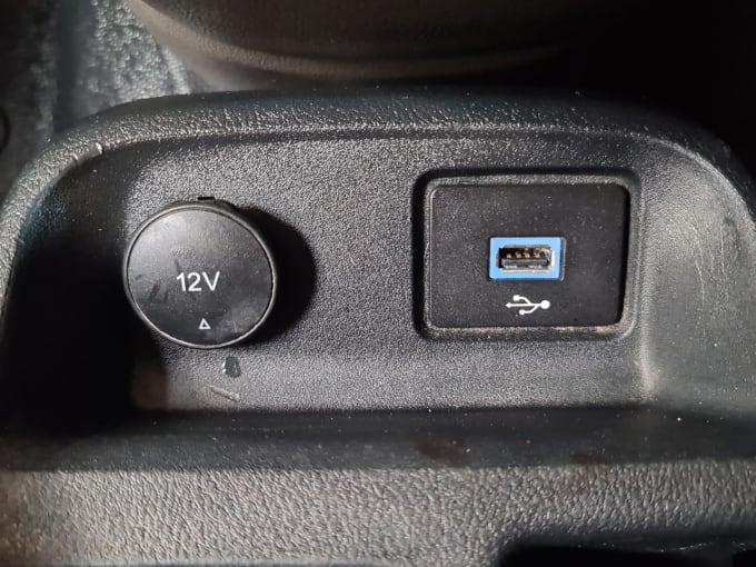 2025 Ford Transit Connect