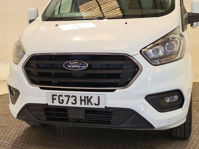 2025 Ford Transit Custom