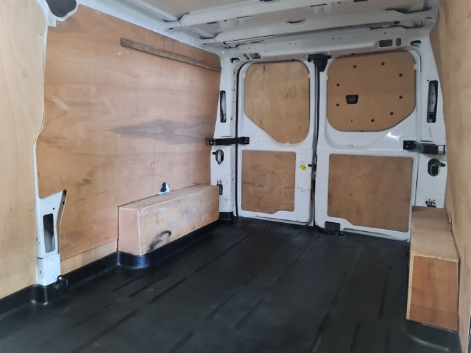 2025 Ford Transit Custom