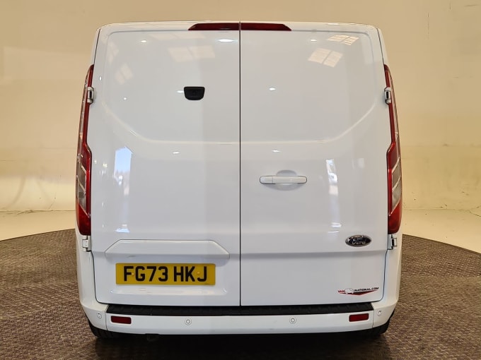 2025 Ford Transit Custom