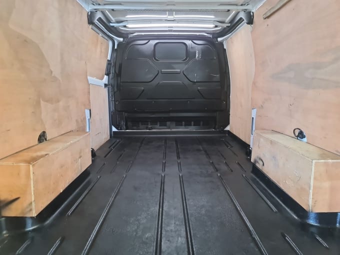 2025 Ford Transit Custom