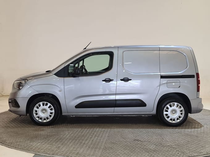 2025 Vauxhall Combo