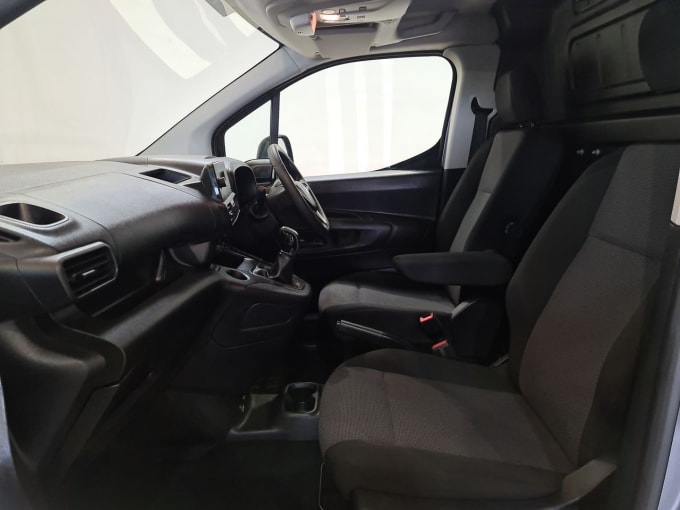 2025 Vauxhall Combo