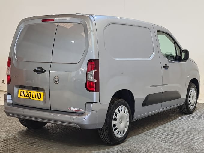 2025 Vauxhall Combo
