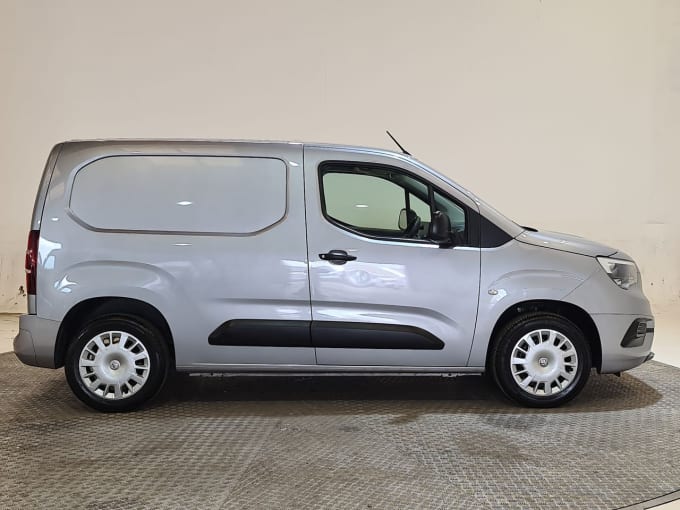 2025 Vauxhall Combo