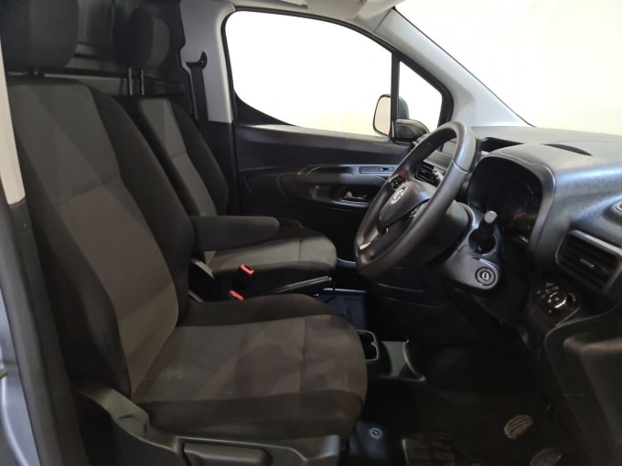 2025 Vauxhall Combo