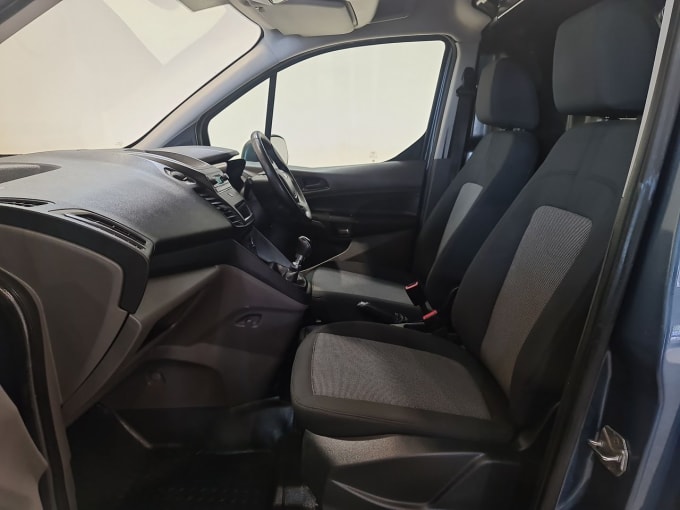 2025 Ford Transit Connect