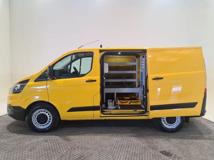 2025 Ford Transit Custom