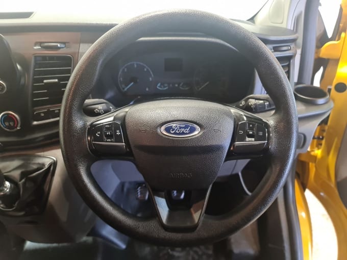 2025 Ford Transit Custom