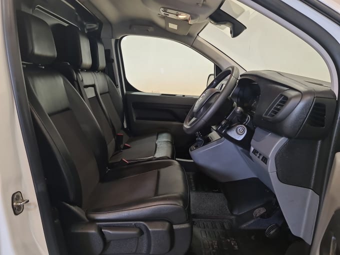 2025 Vauxhall Vivaro