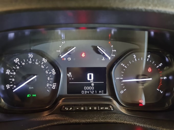 2025 Vauxhall Vivaro
