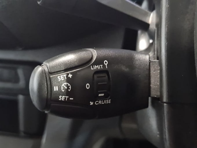 2025 Vauxhall Vivaro
