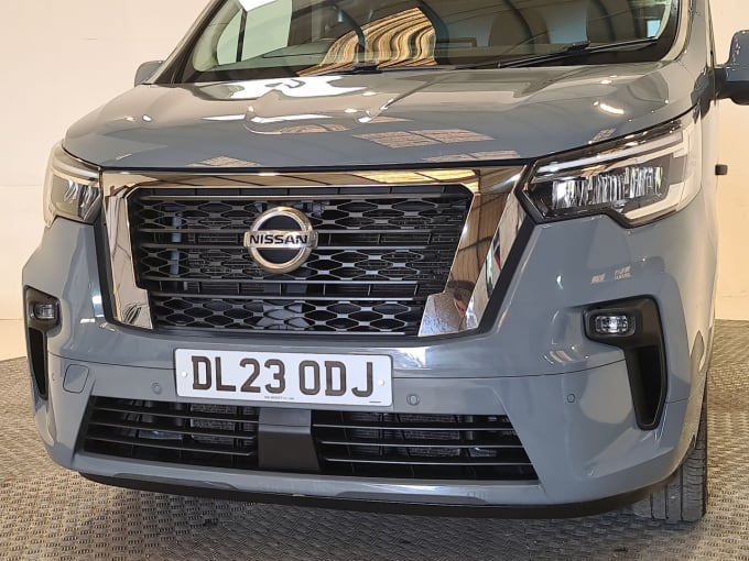 2025 Nissan Primastar