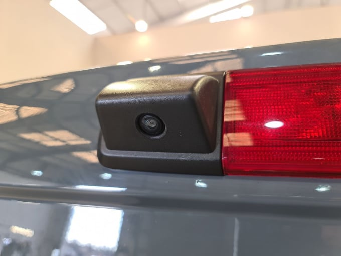 2025 Nissan Primastar