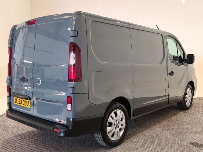 2025 Nissan Primastar