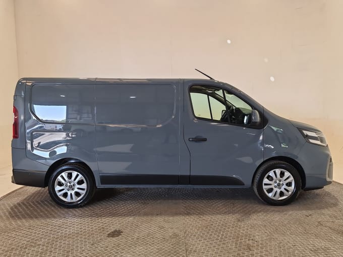2025 Nissan Primastar