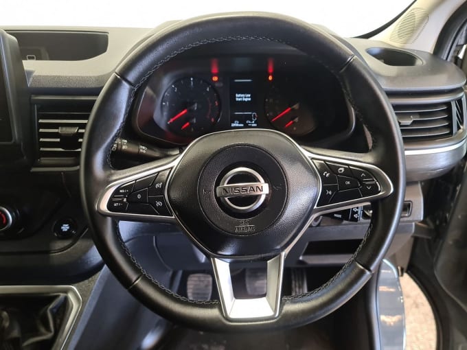 2025 Nissan Primastar
