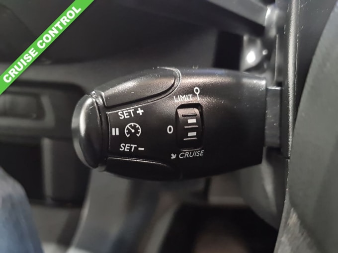 2025 Vauxhall Vivaro