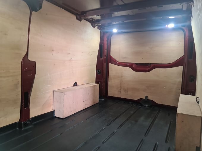 2025 Ford Transit Custom