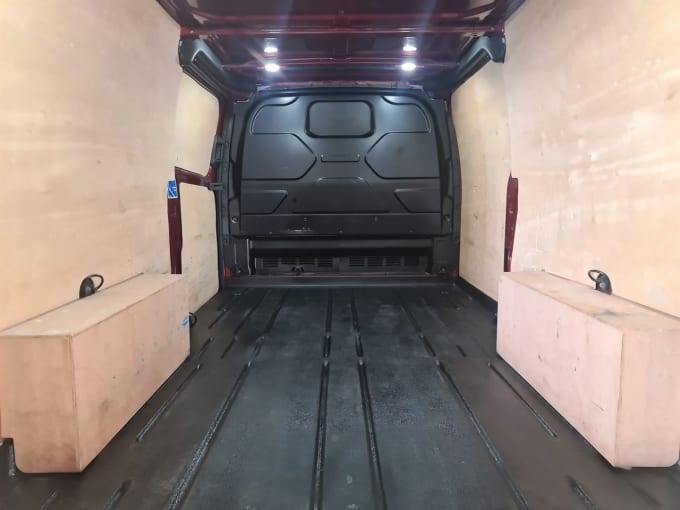2025 Ford Transit Custom