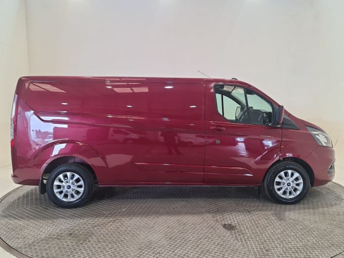 2025 Ford Transit Custom
