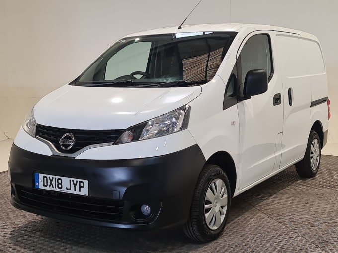 2025 Nissan Nv200