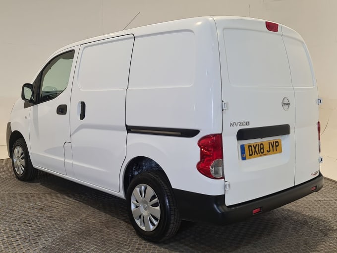 2025 Nissan Nv200