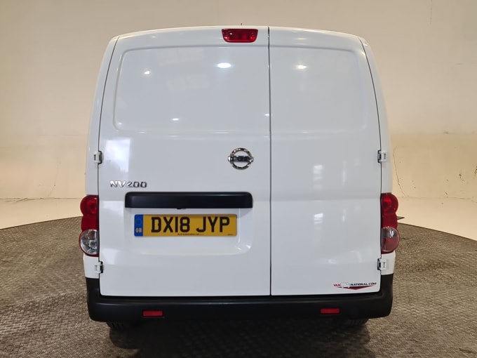 2025 Nissan Nv200
