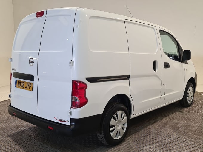 2025 Nissan Nv200