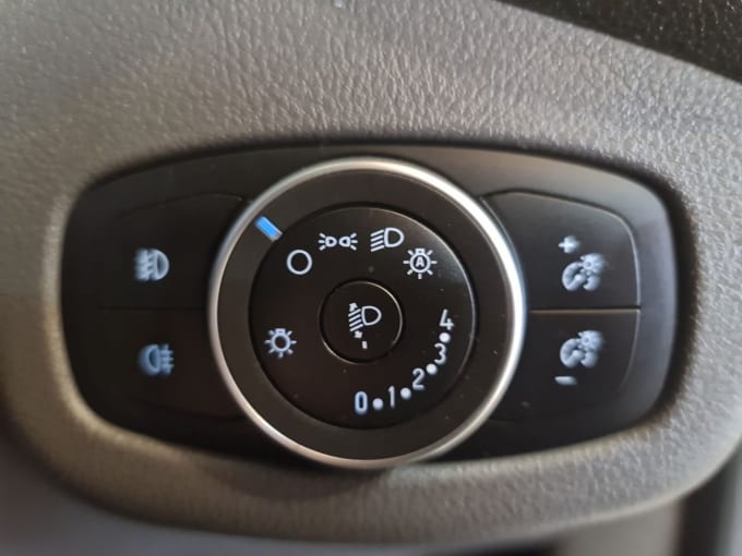 2025 Ford Transit Connect
