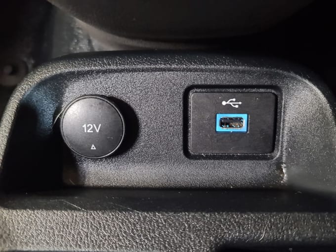 2025 Ford Transit Connect
